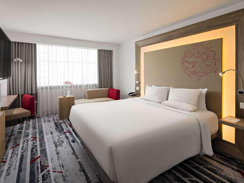 Novotel Jakarta Gajah Mada Zimmer foto